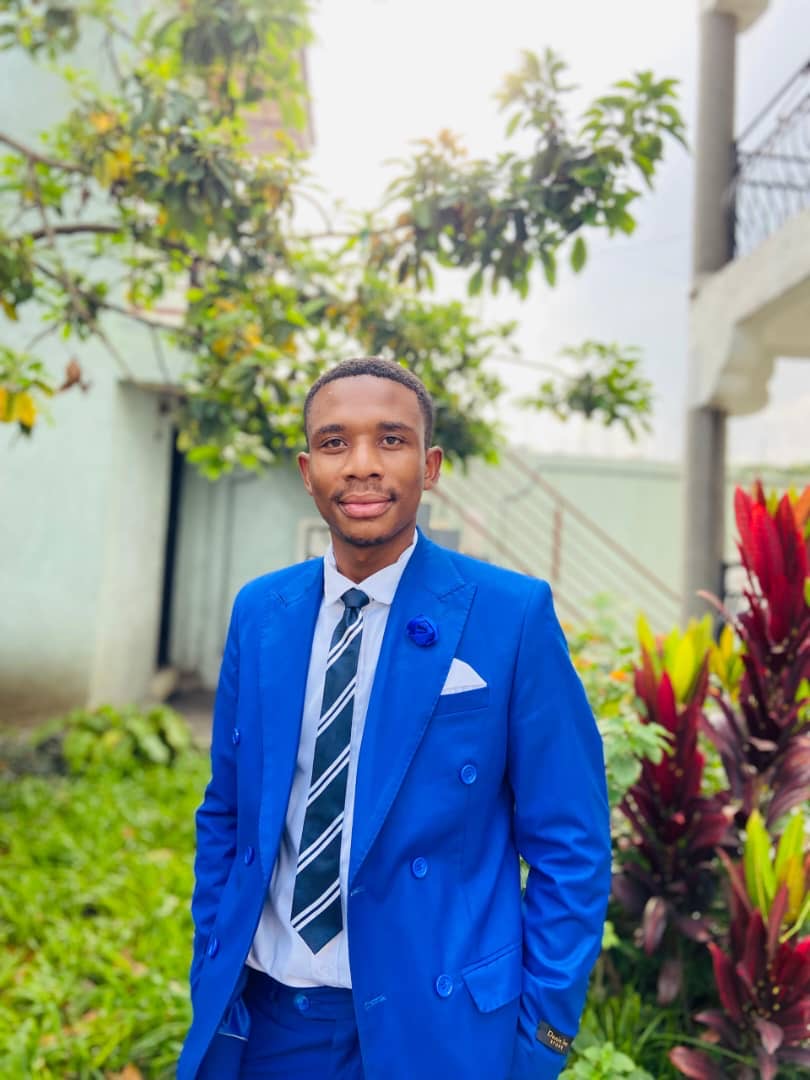 Dar Es Salaam : L’essor d’un jeune entrepreneur écrivain au service de la littérature en Tanzanie.